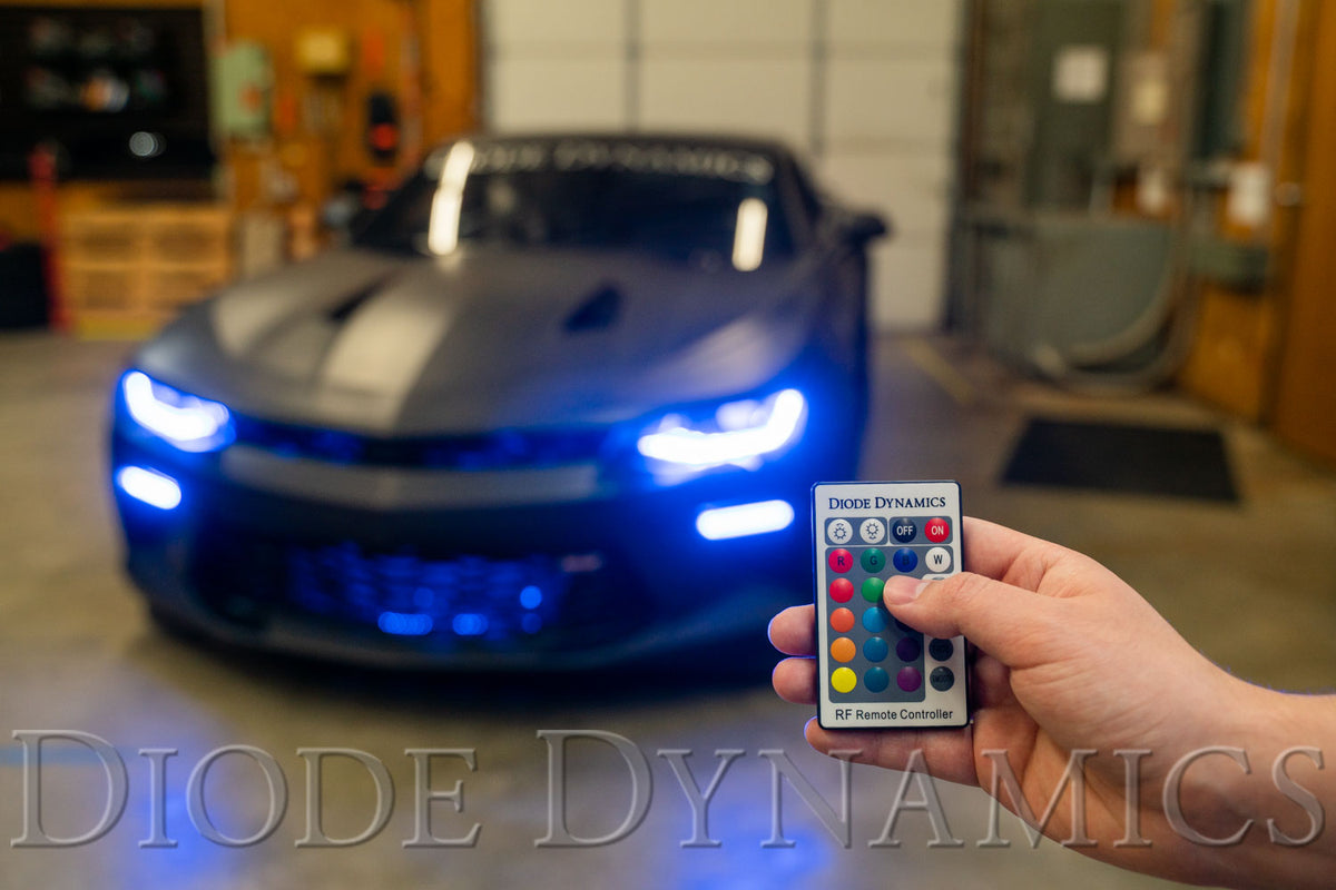 Diode Dynamics RGBW 24-Key M8 RF Controller for trucks and SUVs – in use