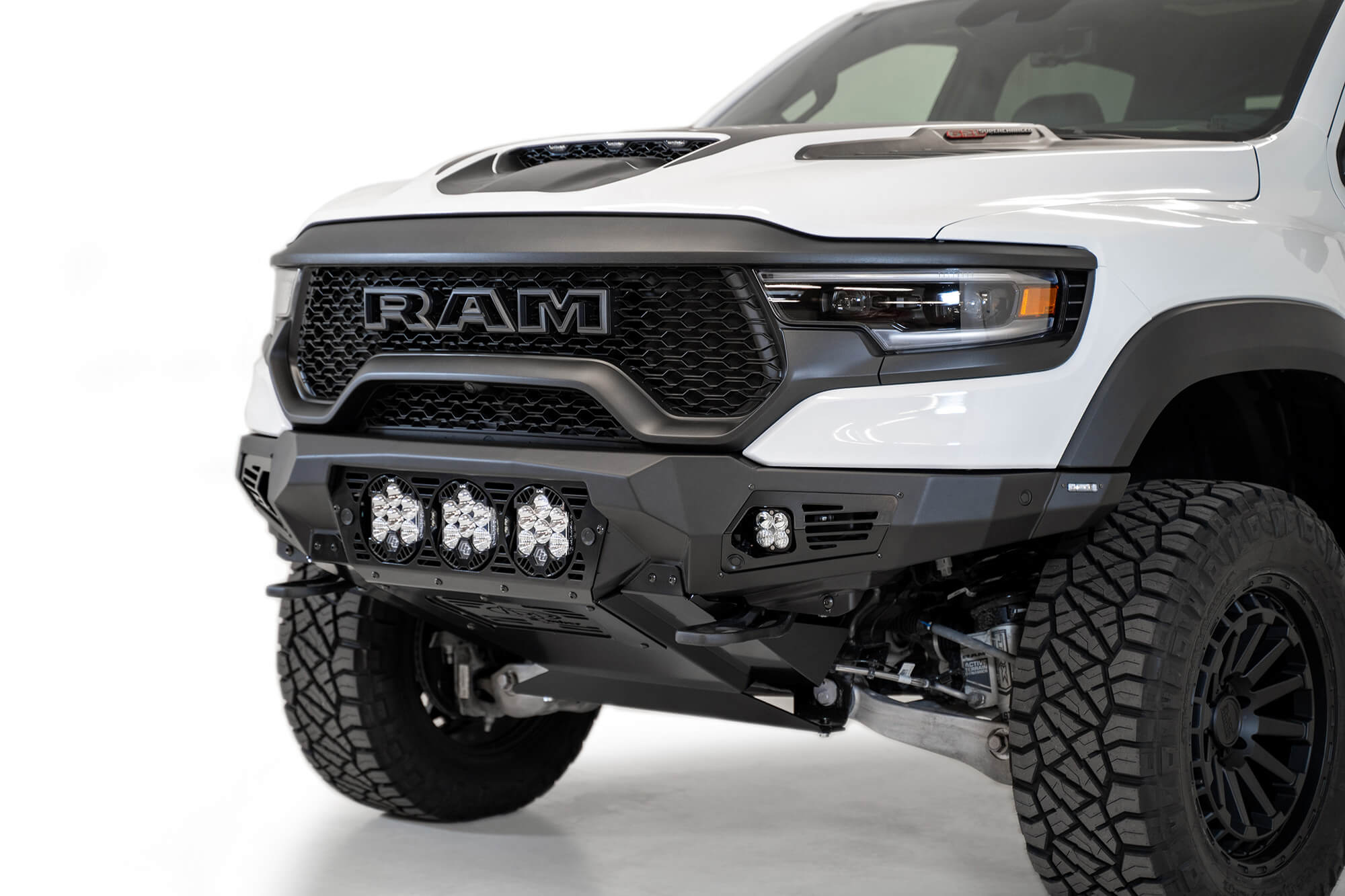dodge-ram-1500-trx-accessories_a6e21ca7-ce40-408a-ba8c-9de10bc55080 - NVMOS