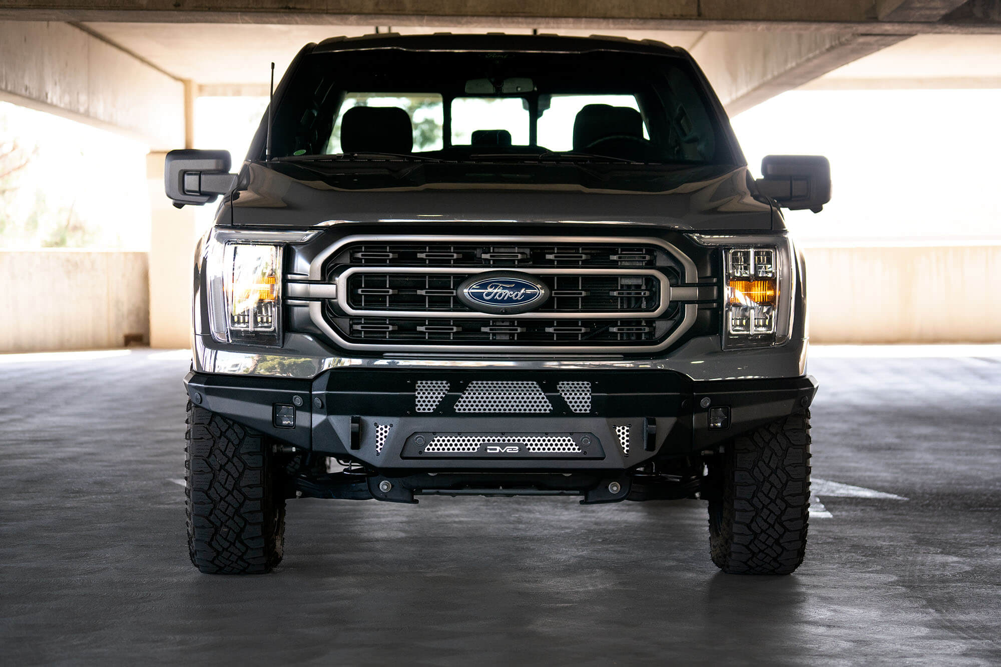 f150-overland-front-bumper_73428ac3-a004-443e-902d-29f78755da1e - NVMOS