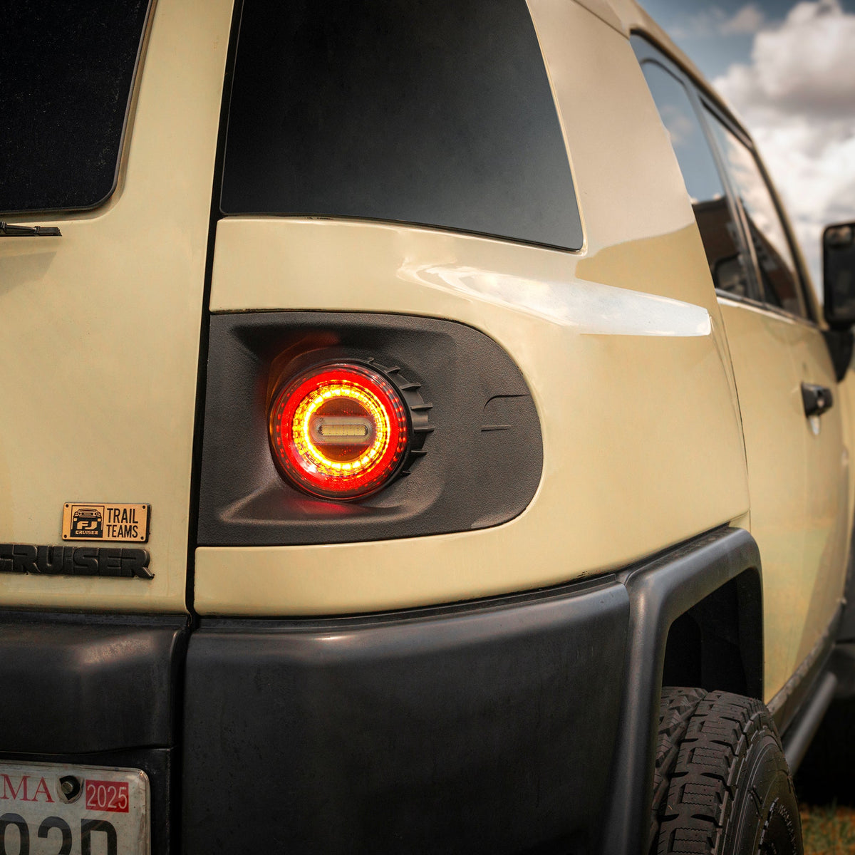 ORACLE Lighting flush mount LED tail lights for 2007-2014 Toyota FJ Cruiser
