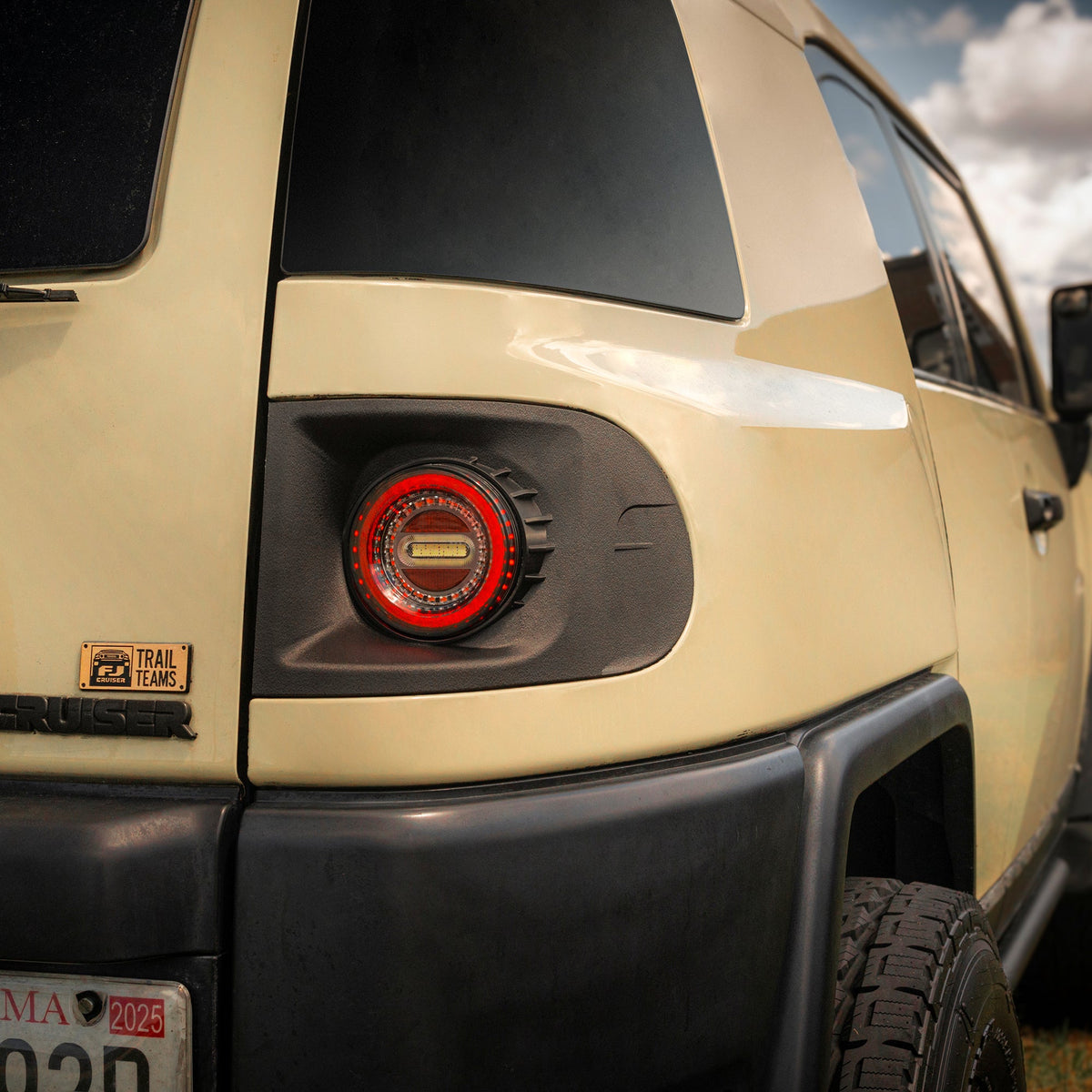 ORACLE Lighting flush mount LED tail lights for 2007-2014 Toyota FJ Cruiser