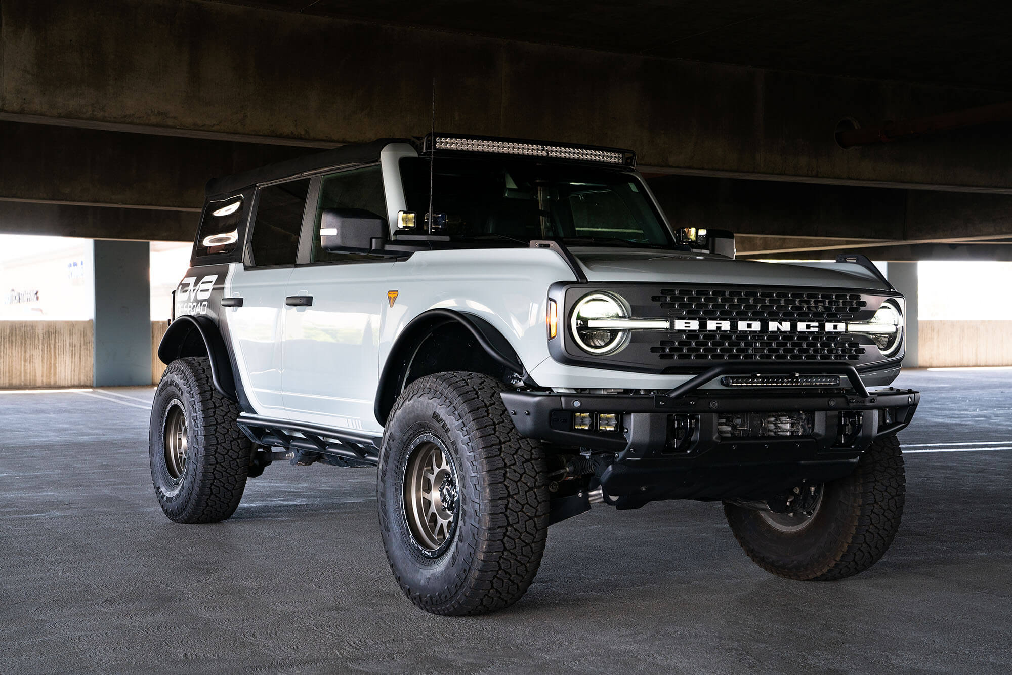 ford-bronco-40-inch-light-bar-mount - NVMOS