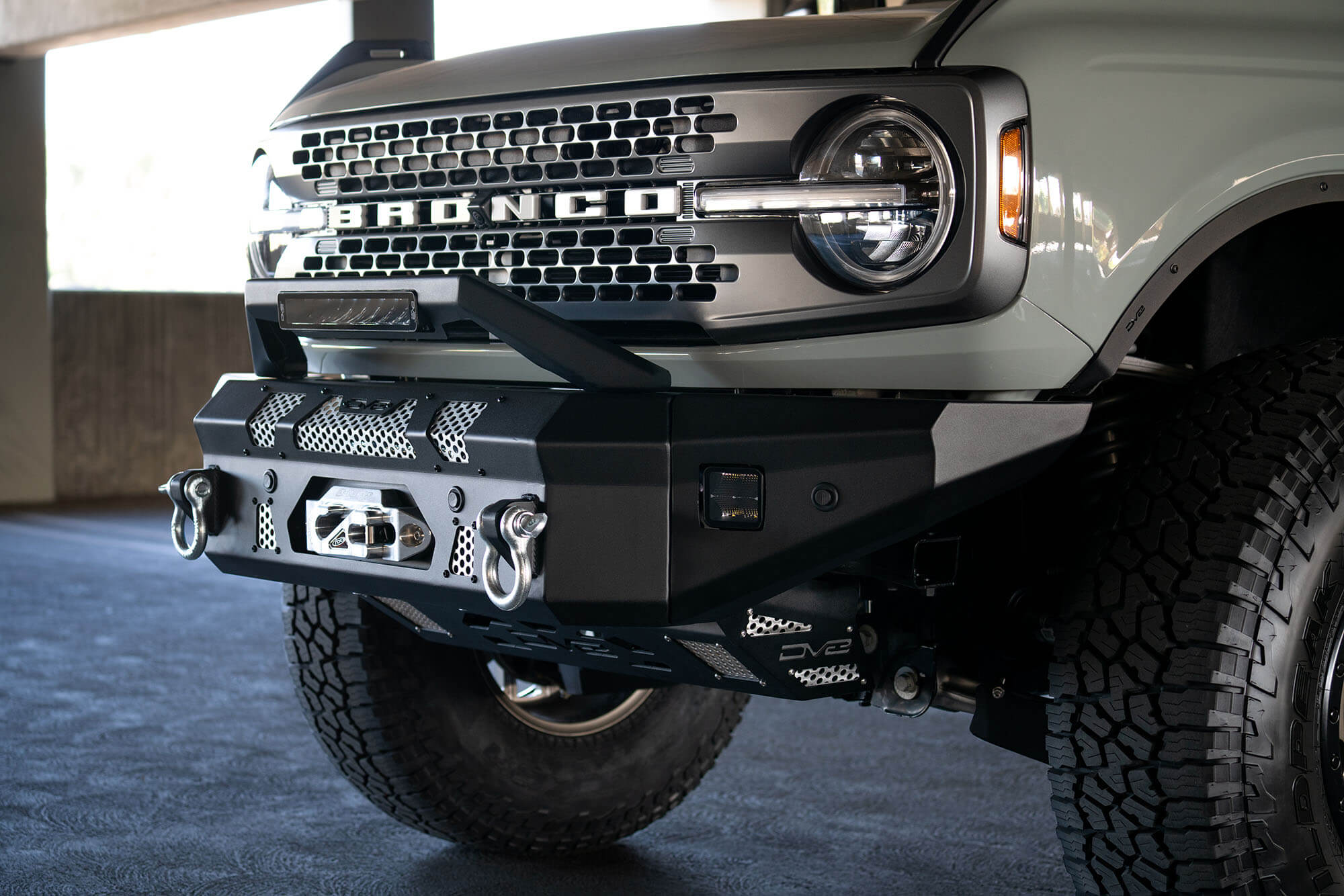 ford-bronco-winch-bumper_d9b831b2-0bef-44ec-8242-3b985c6726d9 - NVMOS