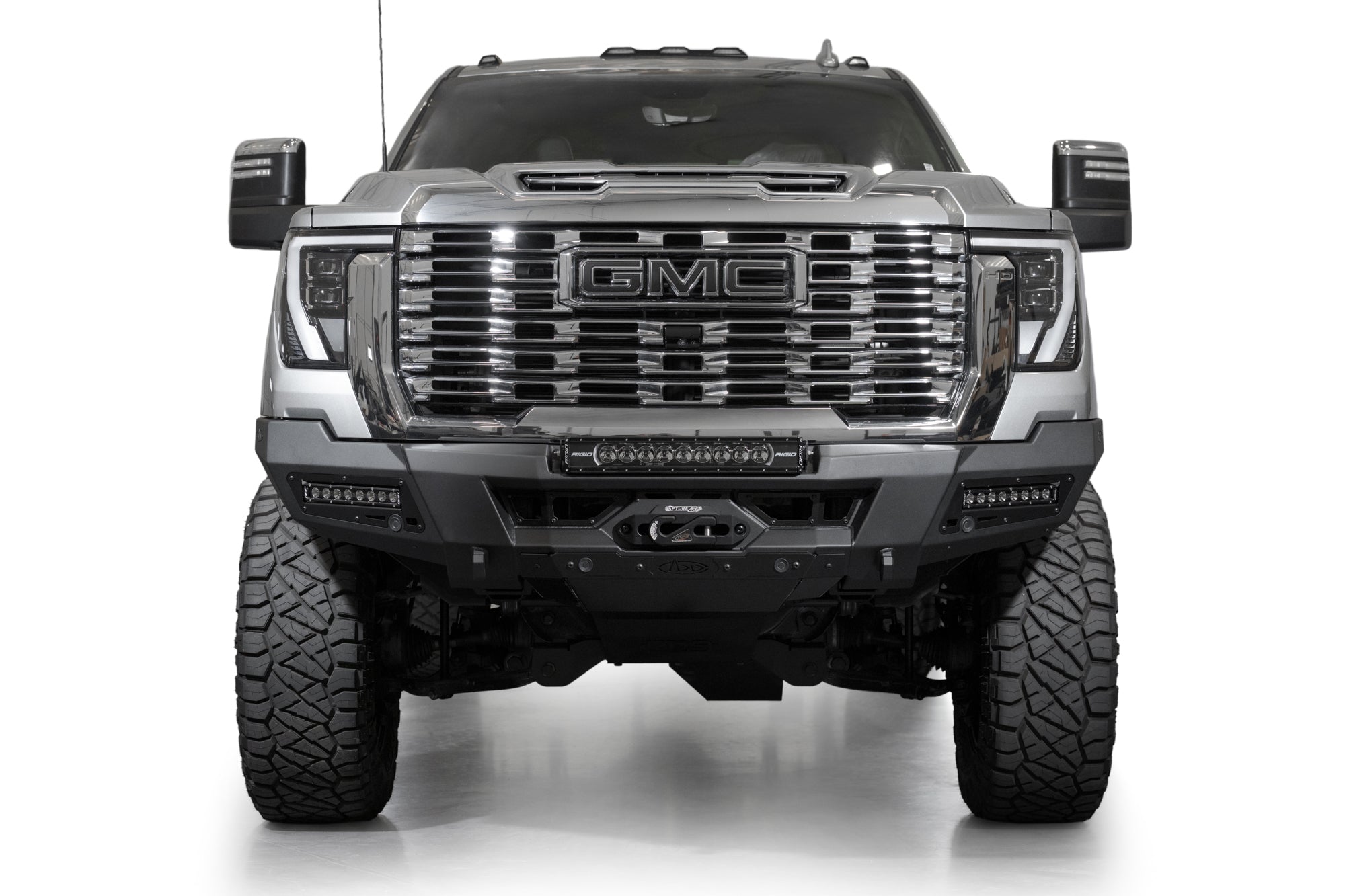 gmc-hd-phantom-winch-front-bumper-studio-1 - NVMOS