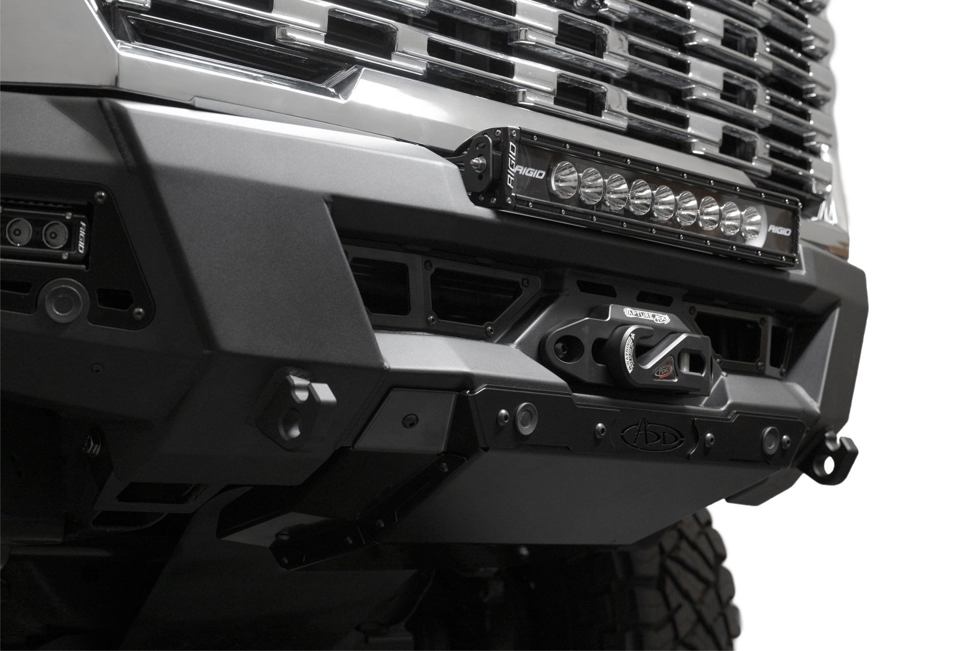 gmc-hd-phantom-winch-front-bumper-studio-6 - NVMOS