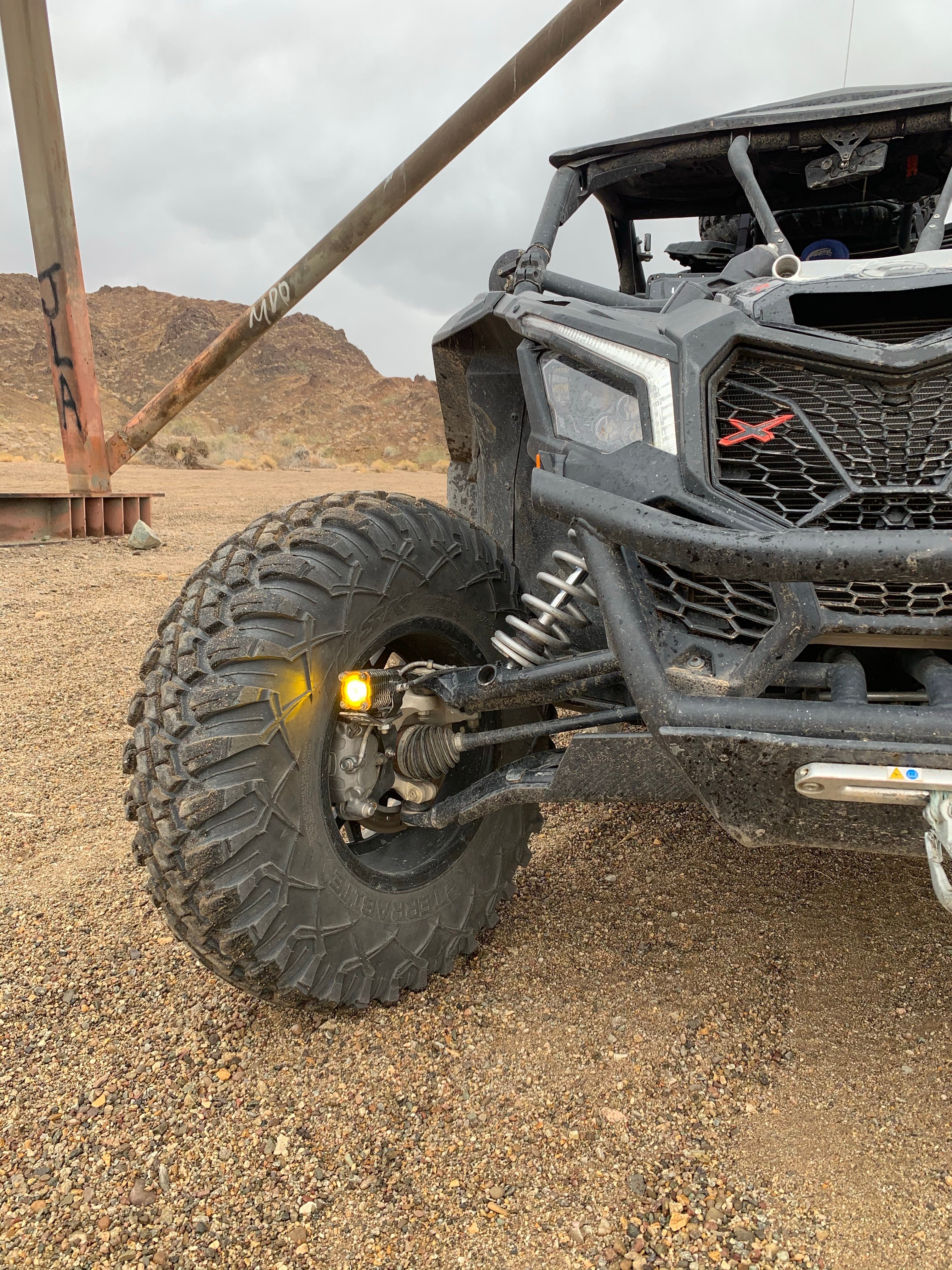 Can Am Maverick X3 Steerable Knuckle Pod Light Mounts (2017-2022)