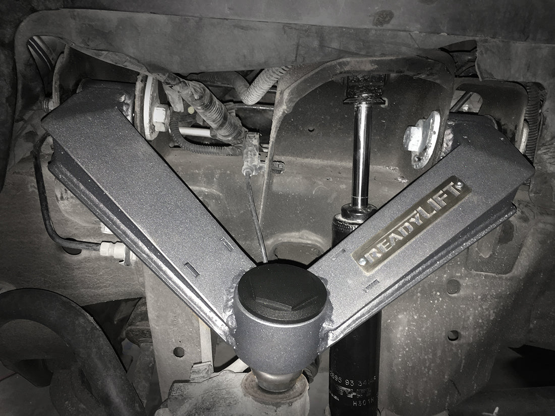 ReadyLIFT 2.25" Front Leveling Kit W/ Heavy-Duty Fab Control Arms - GM 2500/3500 HD 2011-2019