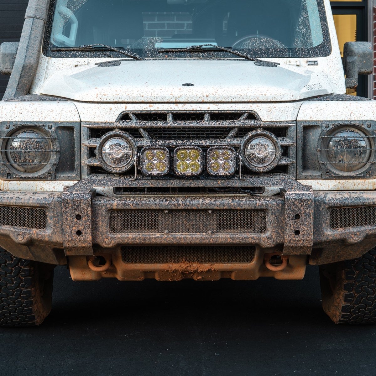 ineos-grenadier-front-bumper-light-kit-mount-3-light-led-bar-5236342 - NVMOS