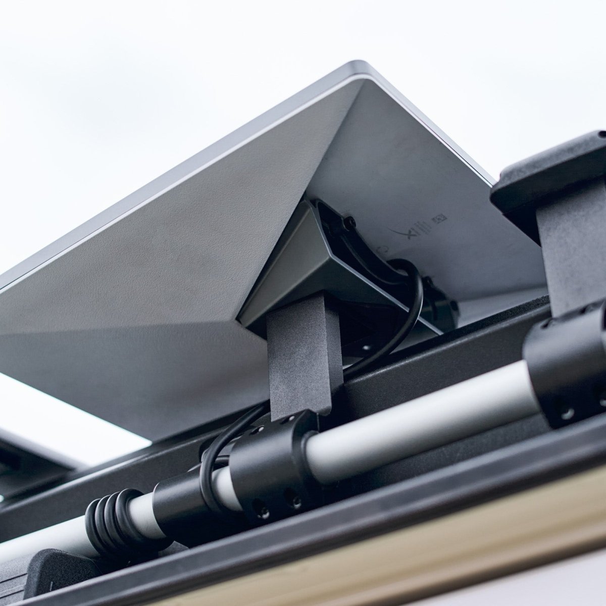 ineos-grenadier-starlink-mini-roof-mount-v2-rail-kickstand-8216234 - NVMOS