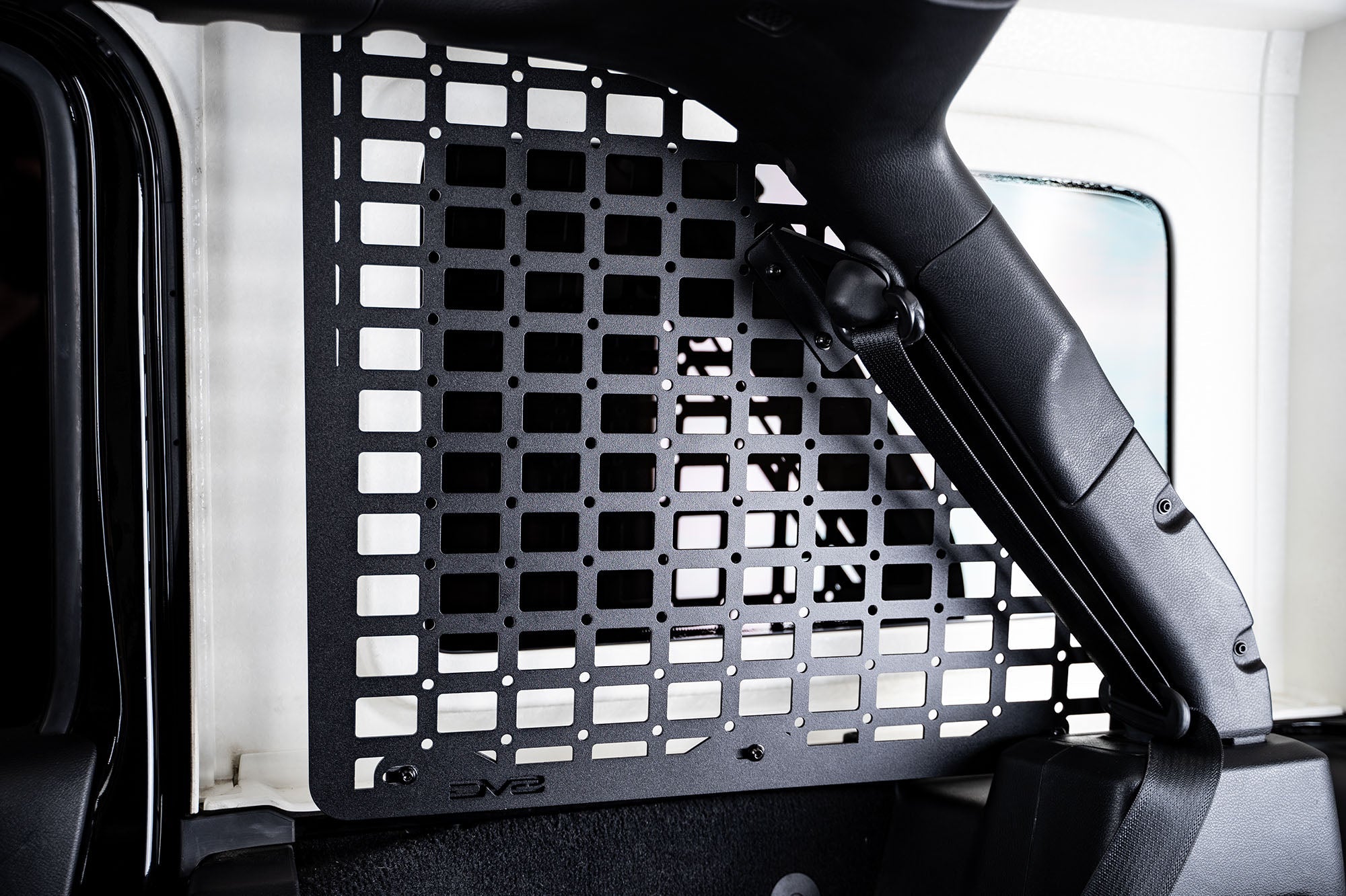 jeep-jl-rear-molle-window-panels - NVMOS