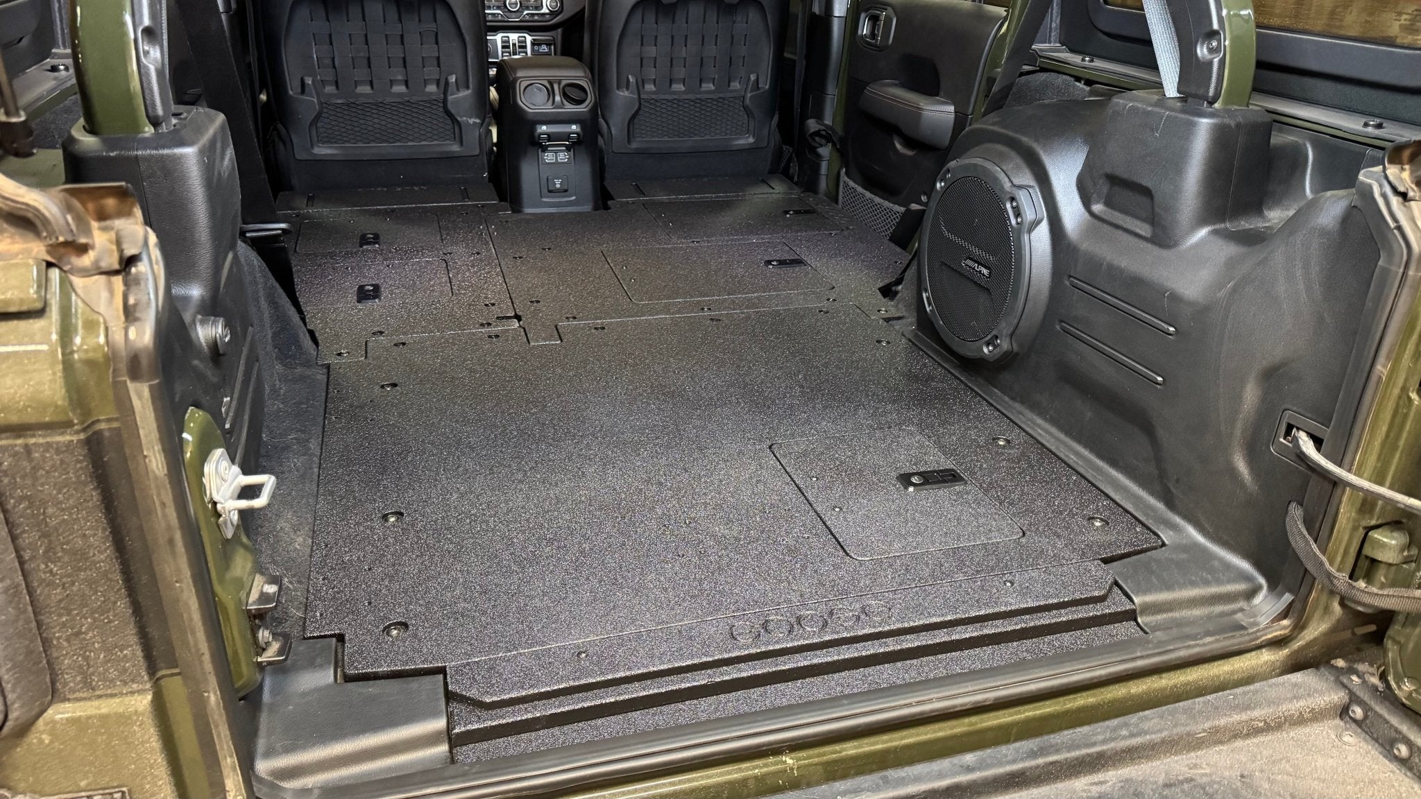 Goose Gear Jeep - Wrangler - JLU - 2018-Present - Explore Series - Stealth Sleep Package V2