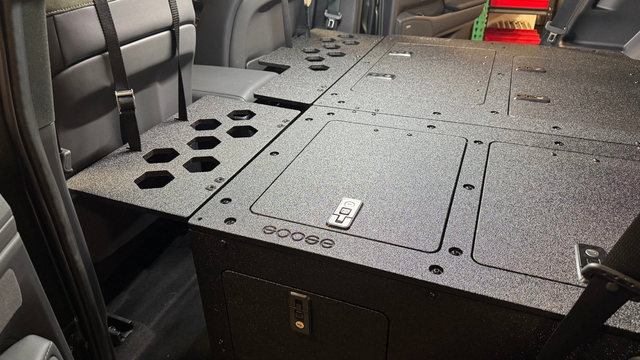 Goose Gear Lexus - GX550 - 2024-Present - Explore Series - Seat Delete Plate System - Second Row - 10" Module Based