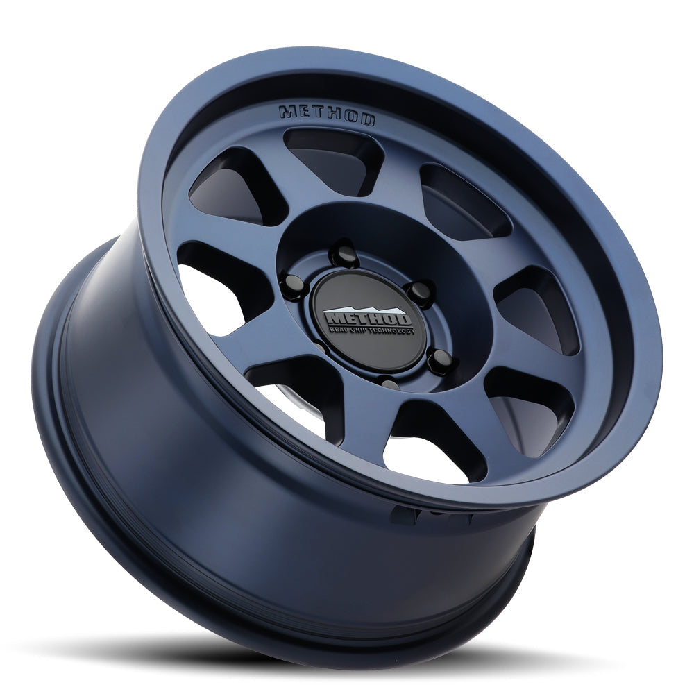 method-mr701-wheel-6lug-blue-17x8-5-lay-1000_V2 - NVMOS