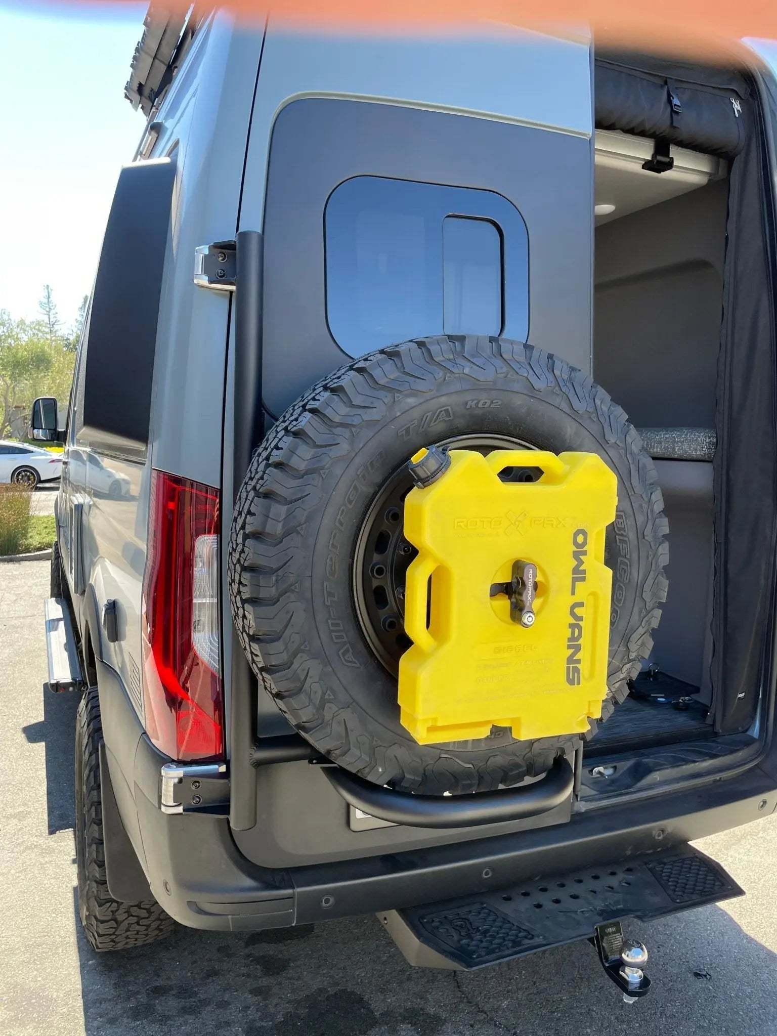 owlexpedition-tire-carrier-for-2019-sprinter-205108 - NVMOS