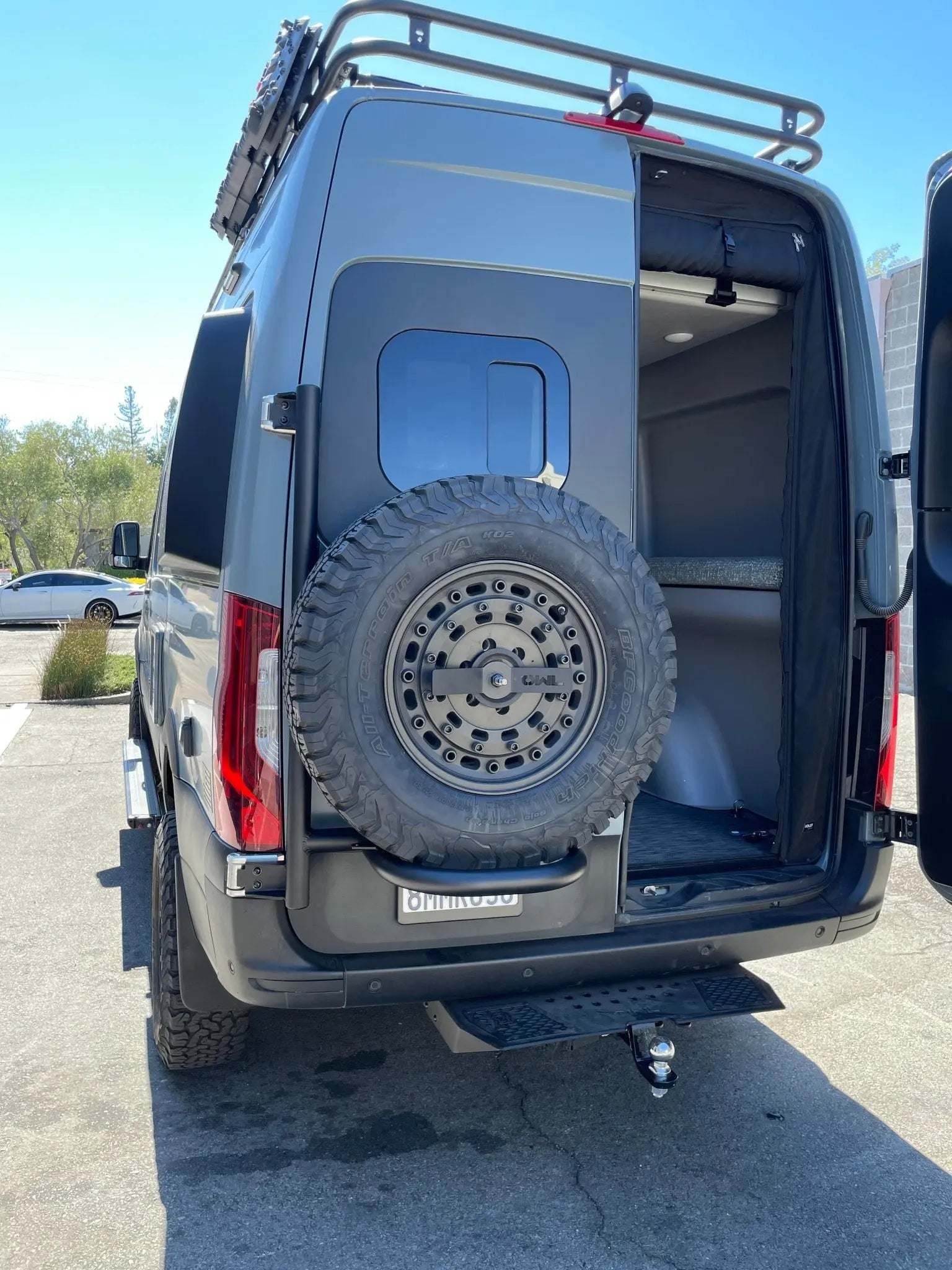 owlexpedition-tire-carrier-for-2019-sprinter-809034 - NVMOS