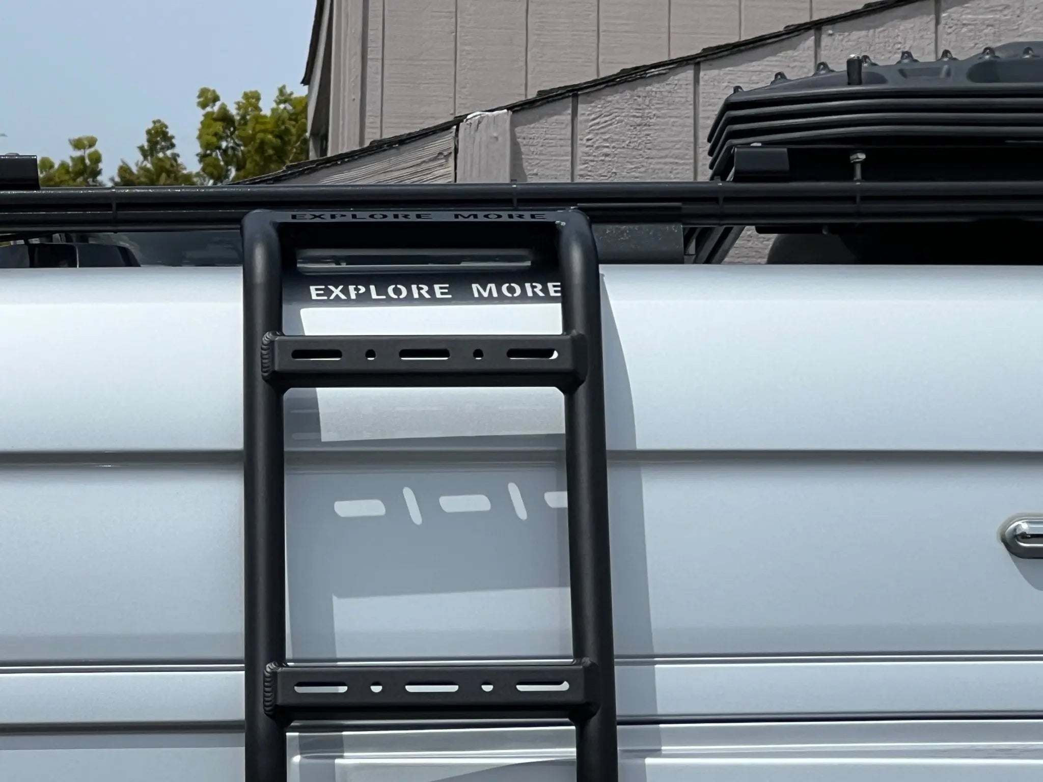 owlexplorer-side-ladder-for-sprinter-762007 - NVMOS
