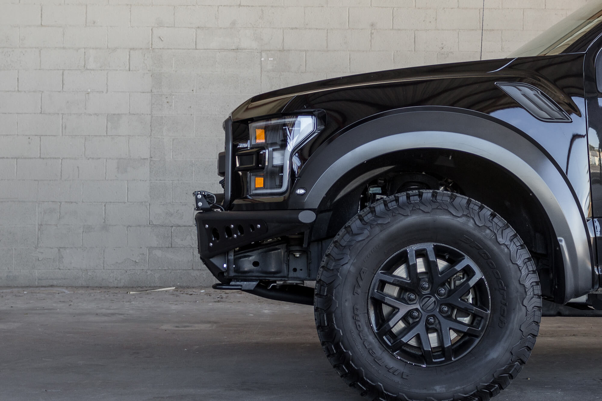 raptor-front-bumper-venom-10 - NVMOS