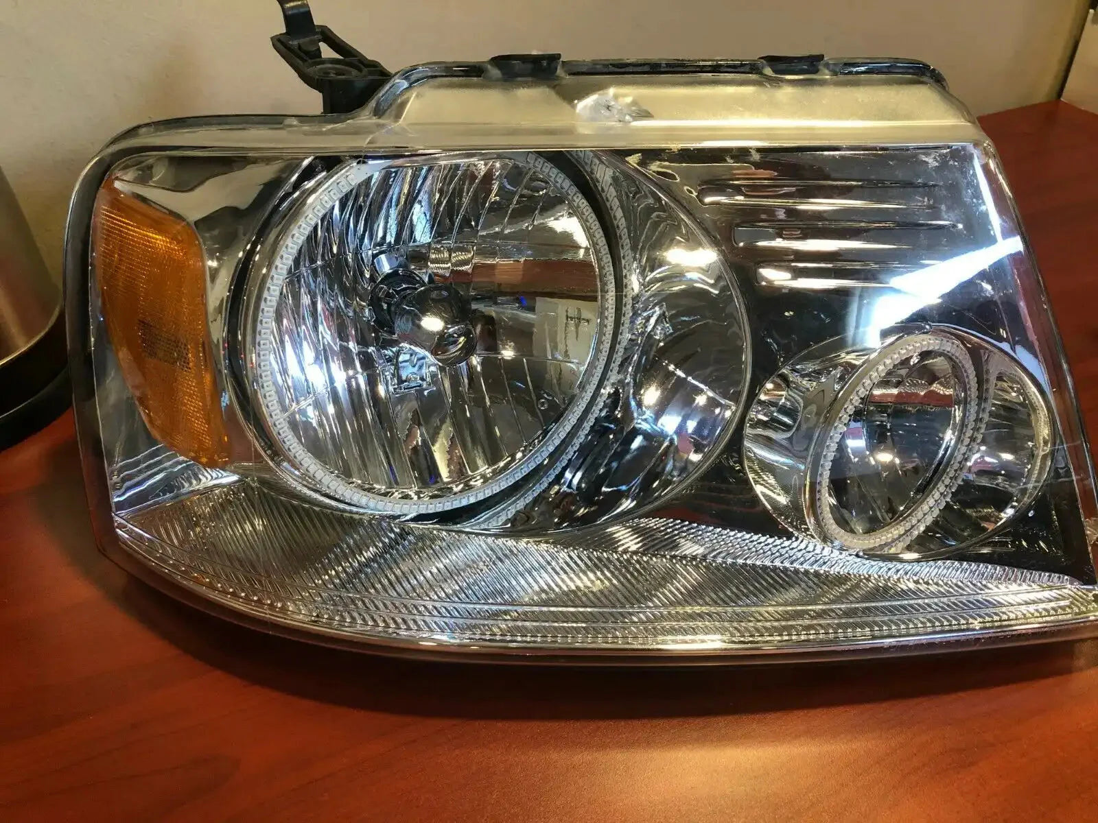 USED 2005-2008 FORD F-150 PRE-ASSEMBLED HEADLIGHTS- CHROME - AMBER 7043-005 - CLEARANCE