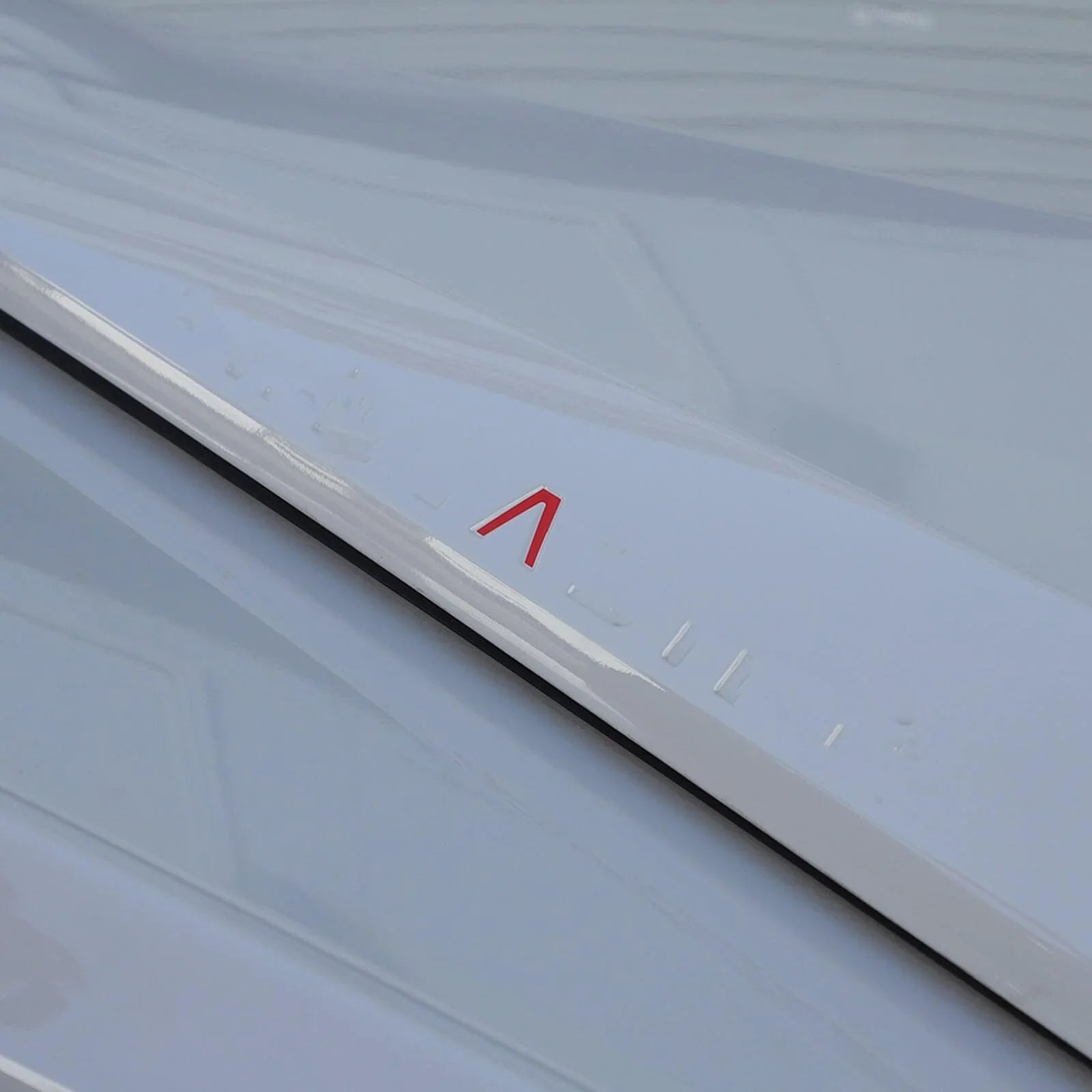 Lambda Hood Overlays - 2024+ Grenadier