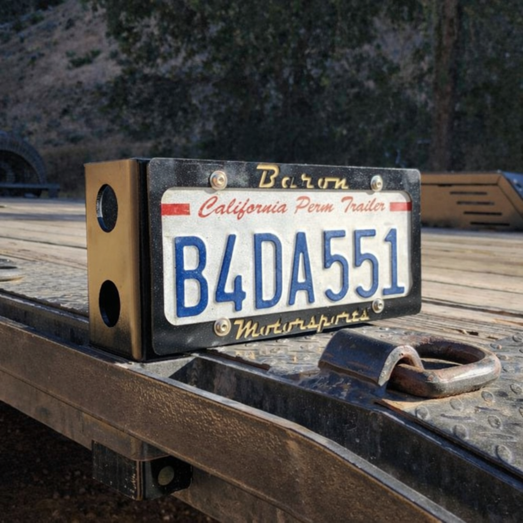 stake_pocket_license_plate_installed - NVMOS