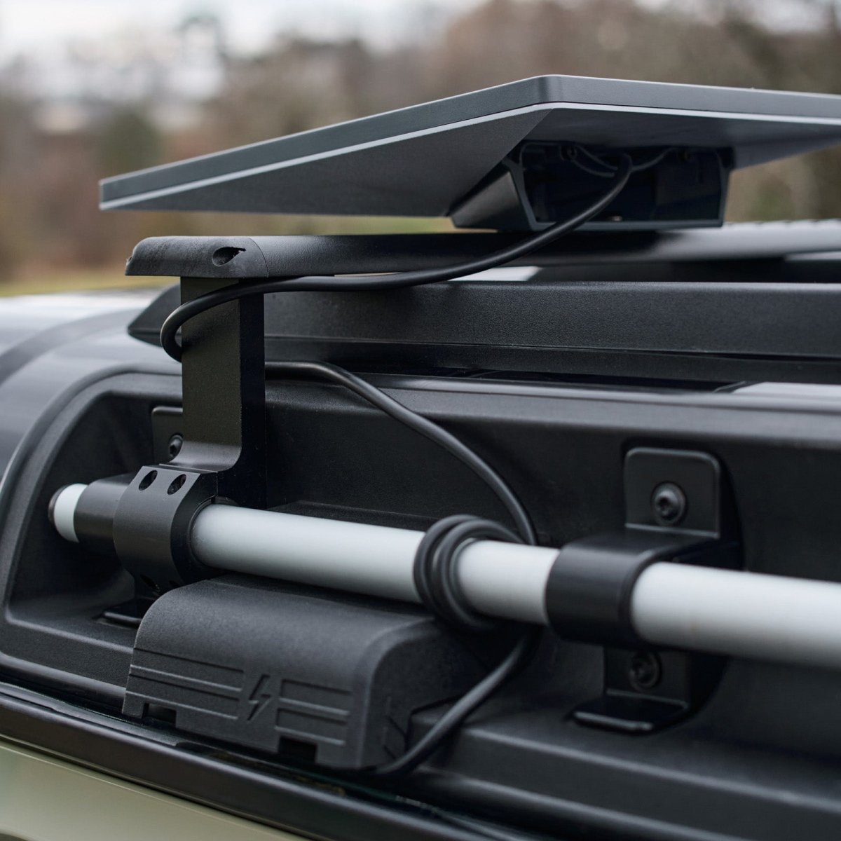 starlink-mini-roof-rack-mount-v2-universal-roof-rack-fit-with-anti-theft-kickstand-4192377 - NVMOS