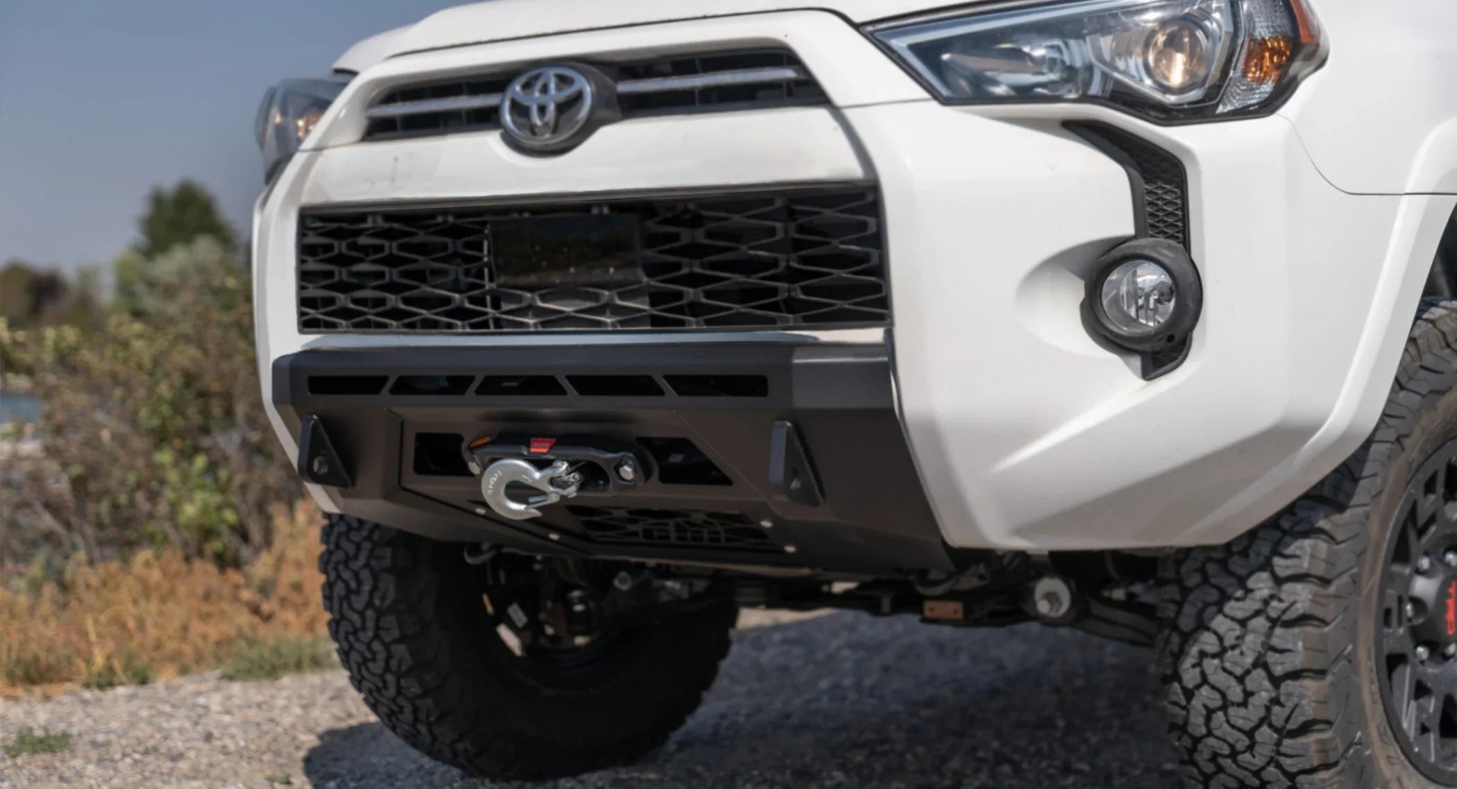 Toyota 4Runner with CBI Covert front bumper and winch, off-road ready