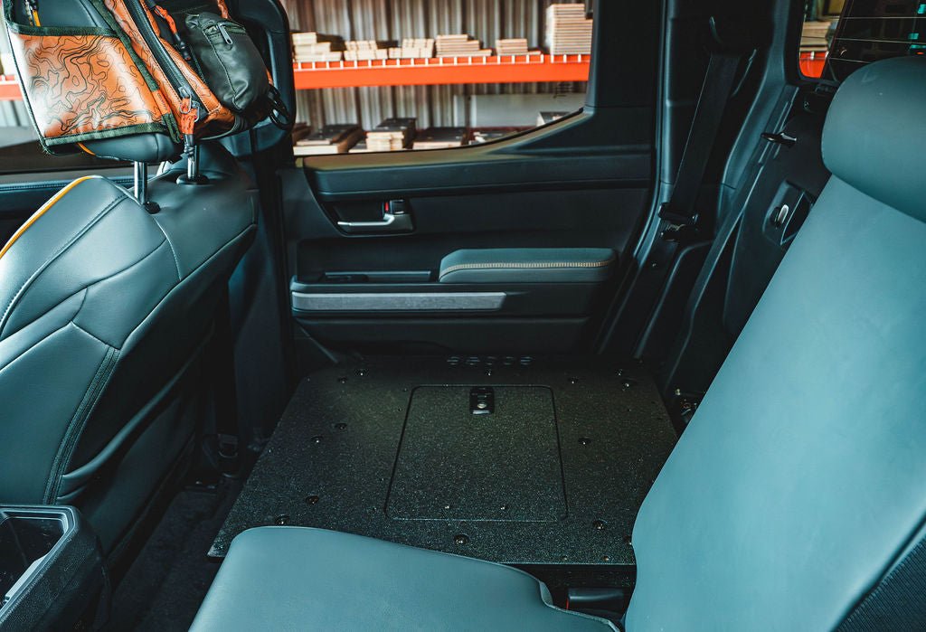 Toyota Tacoma - 2024-presente - 4.ª generación - Híbrido - Cabina doble - Serie Explore - Sistema de placa de eliminación de asientos - Segunda fila