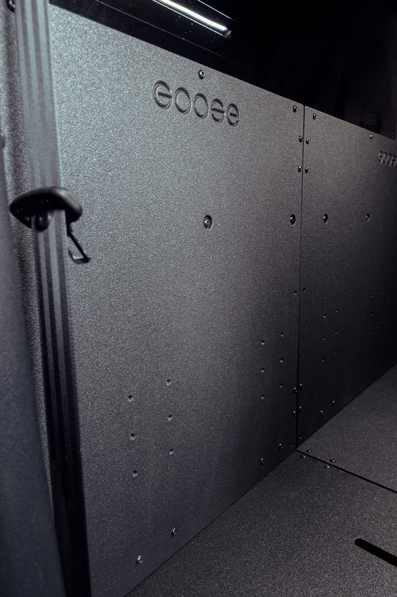 Toyota Tundra 2014-2021 2.5 Gen. CrewMax: sistema de placa de eliminación del asiento de la segunda fila