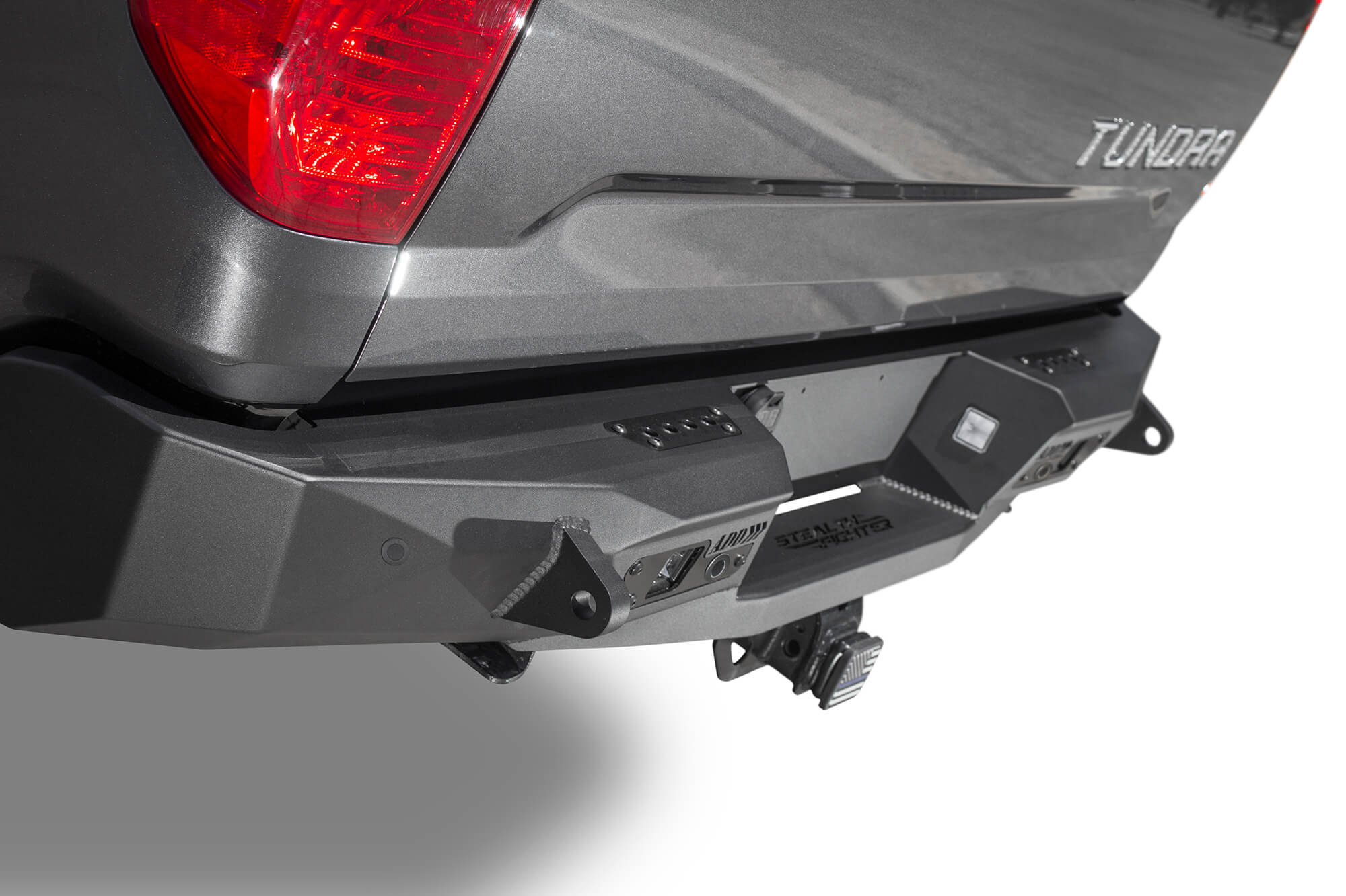 toyota-tundra-rear-bumper_ff1a94c6-2d9b-4601-ae29-7bb8cd0cc578 - NVMOS