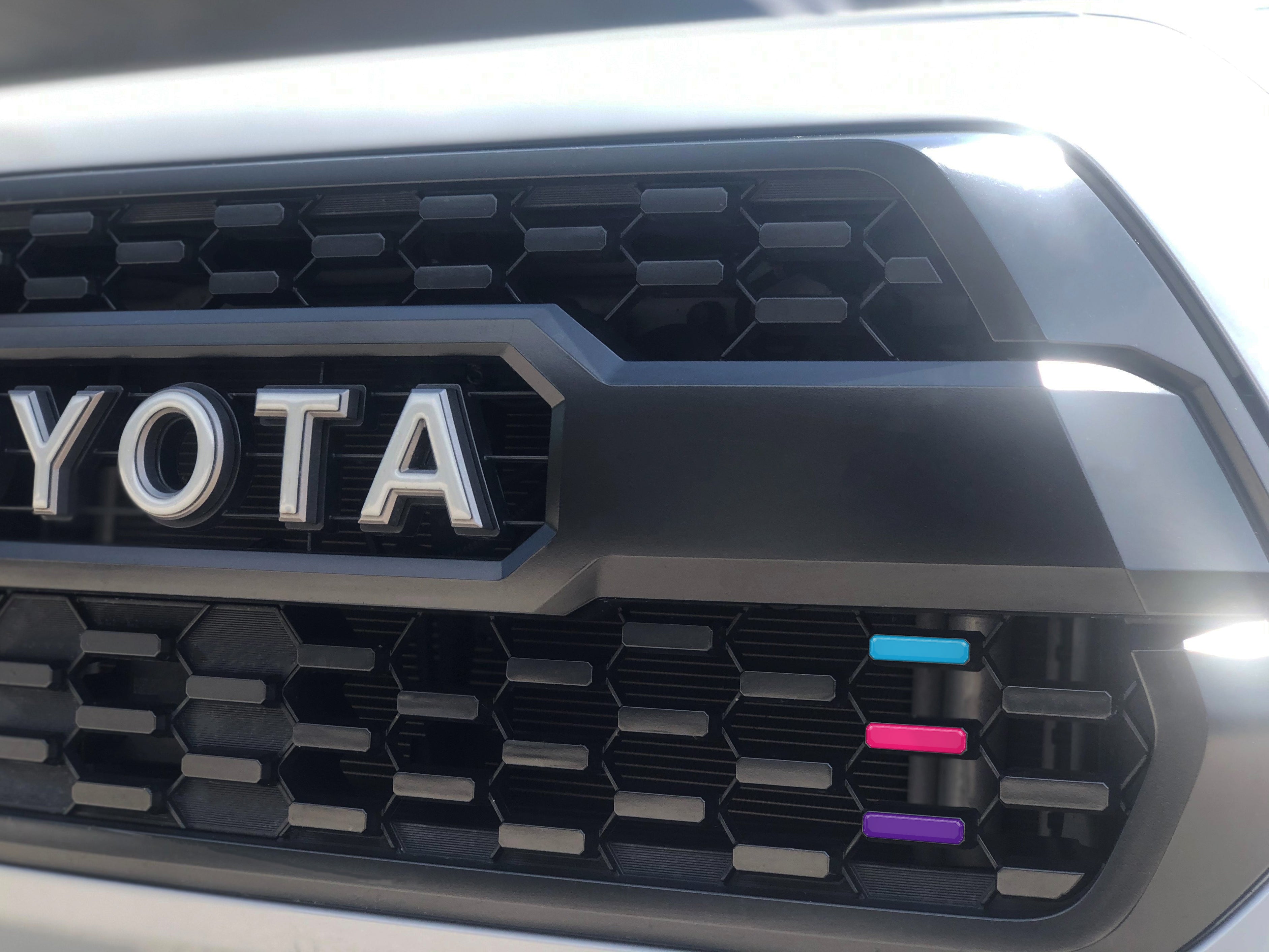 trd_pro_grill_lady_tri_color_overlays_final - NVMOS