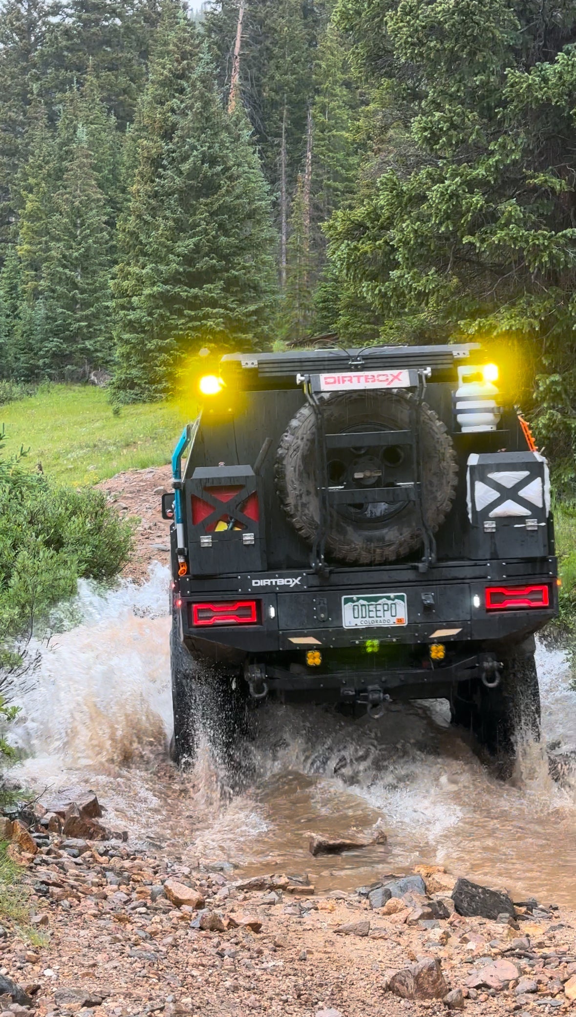 Dirtbox Overland Flatbed System Full Box for Chevy, GMC and Ford trucks